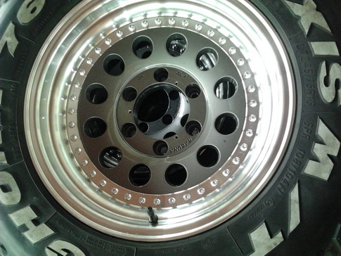 ล้อหยดนํ้า + BF KM2 สภาพสวยๆ 1ชุด ล้อหยดนํ้า + BF KM2 สภาพสวยๆ 1ชุด