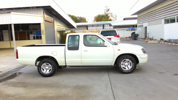 ฟรอนเทียร์ปี01สีขาวมุขสภาพสวยเครื่องเกียร์ดีไม่มีชนหนัก ฟรอนเทียร์ปี01สีขาวมุขสภาพสวยเครื่องเกียร์ดีไม่มีชนหนัก