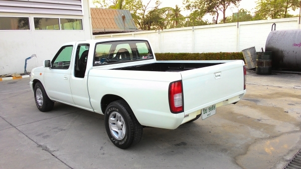 ฟรอนเทียร์ปี01สีขาวมุขสภาพสวยเครื่องเกียร์ดีไม่มีชนหนัก ฟรอนเทียร์ปี01สีขาวมุขสภาพสวยเครื่องเกียร์ดีไม่มีชนหนัก