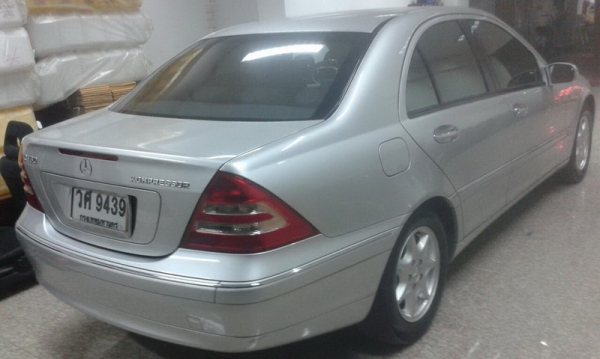 ขายBENZ W203 รุ่น(ตาถั่ว) C180 ELEGANCE 2000ccสีบรอนซ์เงิน ราคาเบาๆ