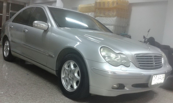 ขายBENZ W203 รุ่น(ตาถั่ว) C180 ELEGANCE 2000ccสีบรอนซ์เงิน ราคาเบาๆ