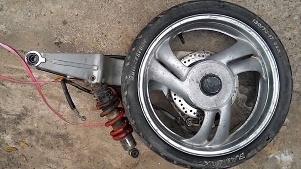 ขายชุดหลังโปรอาร์ม Honda Bros400