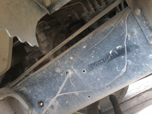 ขายด่วนครับ ไอ้หลง คัสชี FN527M TF3950 เครื่อง6D17 เกียรE-TON หัวคัสชีครับ