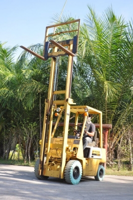 ขายFORKLIFT KOMATSU FG15-12 (1.5ตัน)สวยเดิมจากญี่ปุ่น ยังไม่เคยใช้ในไทย 125,000เท่านั้น!!