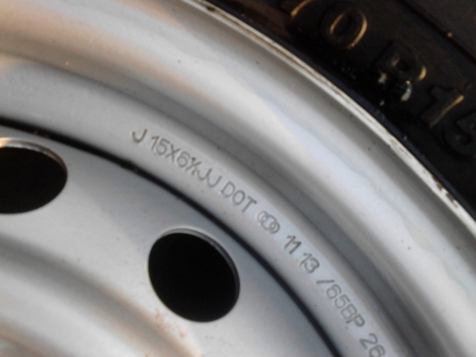 กะทะ 6 รู ขอบ 15  พร้อมยาง ( ภาพเต็ม ไอดีไลน์ 0814273941 ) ติดต่อโทร. 081-427-3941