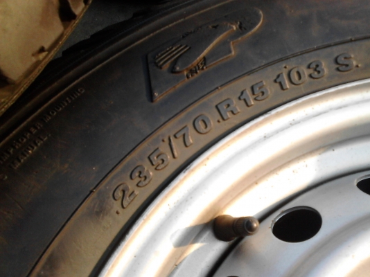 กะทะ 6 รู ขอบ 15  พร้อมยาง ( ภาพเต็ม ไอดีไลน์ 0814273941 ) ติดต่อโทร. 081-427-3941