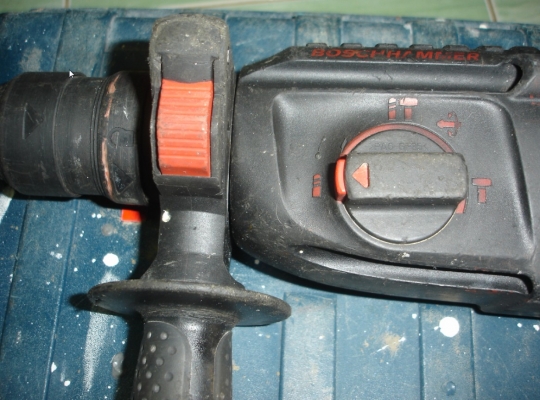 ขายสว่านโรตารี่ Bosch รุ่น GBH 2-26 DFR(800W.)ถอดเปลี่ยนหัวได้