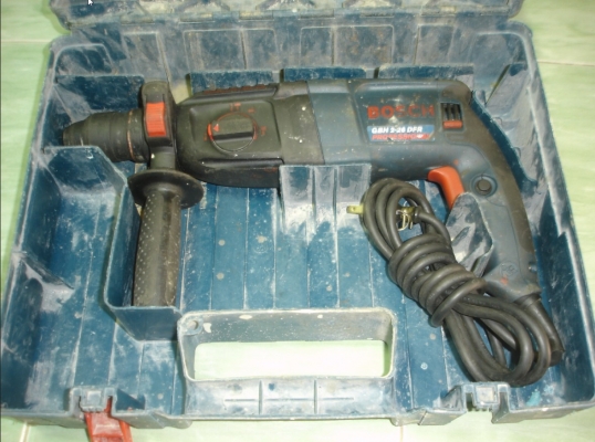 ขายสว่านโรตารี่ Bosch รุ่น GBH 2-26 DFR(800W.)ถอดเปลี่ยนหัวได้