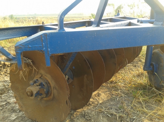 ขายหางไถ8จานของไคเฮงหลี   สำหรับรถไถ70แรงขึ้นไปสนใจ0810076640