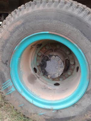 ขายตามสภาพ หางพื้นเรียบ 3 เพลา 12 ม. สามมิตร 10  สตัด