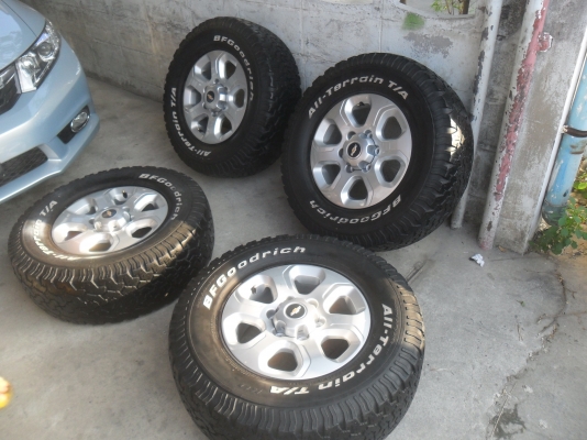 ล้อแม็ก 16นิ้ว 6รู เชฟ พร้อมยาง สวยๆ 4 ล้อ ราคา 6900 บาท