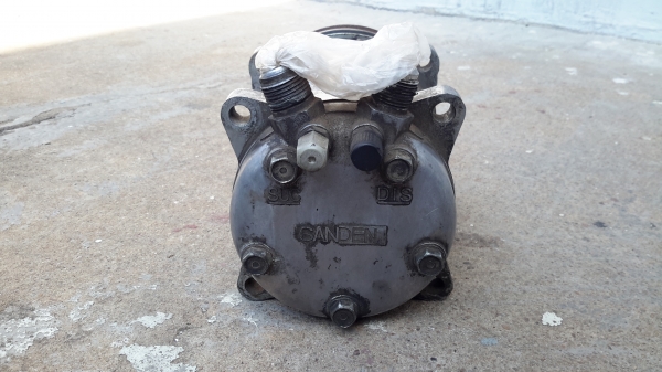 ขายคอมแอร์ SANDEN SD-508 R12 ไฟ 12 V