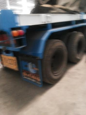 ขายหางพื้นเรียบ 3 เพลา 12 ม.10 สตัด สามมิตร