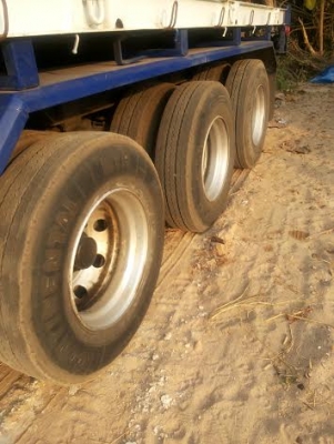 หางพื้นเรียบ 3 เพลา 12 เมตร สภาพสวย