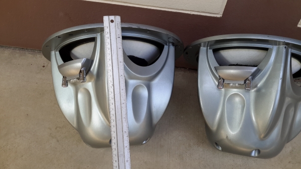 ขอขายลำโพงซับ 12 นิ้วหน่อยครับ