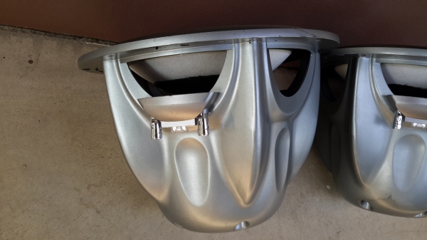 ขอขายลำโพงซับ 12 นิ้วหน่อยครับ