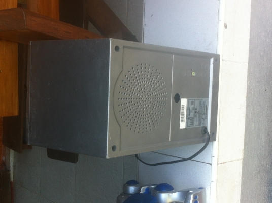 ลําโพงซับวูฟเฟอร์ SHARP ขนาด 30 W.  ใช้ ฟังเพลง ดูหนังเล่นเกม