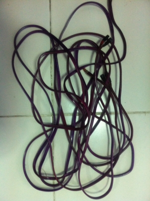 สายลำโพง AMON สายสีม่วง มือ2 ญี่ปุ่น มี2เส้น ยาว4.5เมตรและ3เมตร