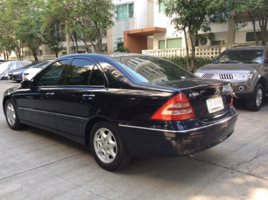 ขายรถเบนส์ C180 W203 ปี02 เครื่องเดิม เกียร์ออโต้ ไฟฟ้าทั้งคัน เบาะหนังแท้ปรับไฟฟ้า แอร์จอ AIRBAG/ABS ครูสคอนโทรล ตัวถังเดิมๆสีสวยเงามาก ไม่มีชนเลย เคลือบสีอย่างดี แม็กเดิมๆยางใหม่ๆ4เส้น รถขับดีมากๆ ประหยัด รถสวยมากพร้อมใช้งานได้เลย ประกันวิริยะประเภท1 รถ