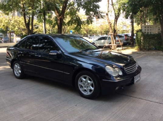 ขายรถเบนส์ C180 W203 ปี02 เครื่องเดิม เกียร์ออโต้ ไฟฟ้าทั้งคัน เบาะหนังแท้ปรับไฟฟ้า แอร์จอ AIRBAG/ABS ครูสคอนโทรล ตัวถังเดิมๆสีสวยเงามาก ไม่มีชนเลย เคลือบสีอย่างดี แม็กเดิมๆยางใหม่ๆ4เส้น รถขับดีมากๆ ประหยัด รถสวยมากพร้อมใช้งานได้เลย ประกันวิริยะประเภท1 รถ