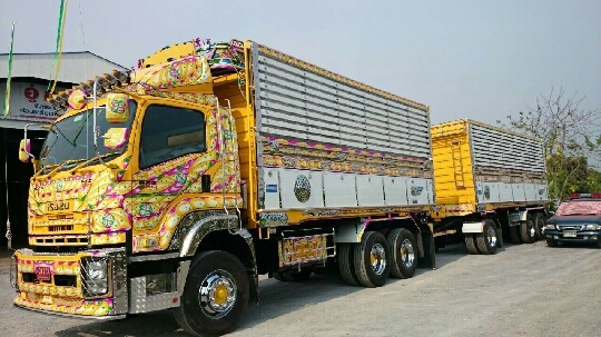 ขายดาวน์ รถบรรทุก 22 ล้อ พ่วงแม่-ลูกดั๊มพ์ ยี่ห้อ ISUZU DEGA FXZ 360 แรงม้า ปี 2558 *จะวางดาวน์ 580,000 บาท ก็ได้*