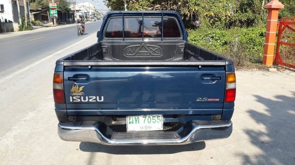 ขายรถ Isuzu spark ex โฉม dragon 138,000 บาท +++++++++ ขายรถ Isuzu spark ex โฉม dragon 138,000 บาท +++++++++