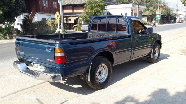 ขายรถ Isuzu spark ex โฉม dragon 138,000 บาท +++++++++ ขายรถ Isuzu spark ex โฉม dragon 138,000 บาท +++++++++