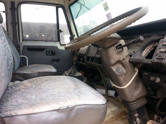 ขาย10ล้อ1เพลา อีซูซุพื้นเรียบ เครื่อง6BG1 175แรง คัชซีFVM12QY ยาว7.20ม พ.เพาเวอร์ เบรกทิฟฟี่ เครื่องดี คัชซีสวย ยางดี ภายในสวย แอร์เย็น สภาพพร้อมใช้งาน เอกสารพร้อมโอน จัดไฟแนนซ์ได้ เงื่อนไขง่ายๆวันเดียวรับรถ สนใจโทร 090-8588220คุณนะ 093-3258446คุณบิวตี้ I