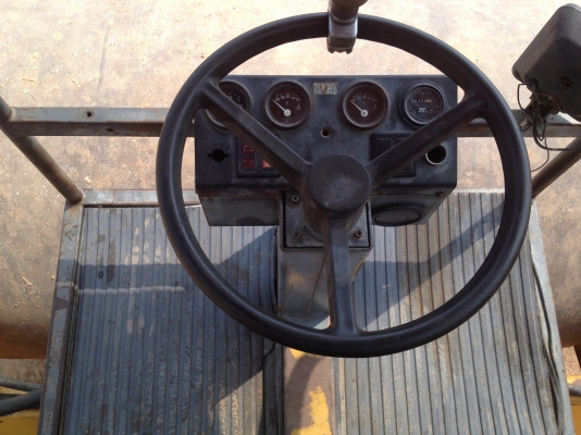 ขายรถบดสั่นสะเทือน ( 2 เพลา  )  10 ตัน  พร้อมใช้งาน