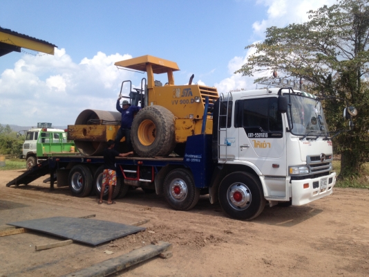 ขายรถบดสั่นสะเทือน ( 2 เพลา  )  10 ตัน  พร้อมใช้งาน