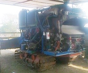 ขายด่วน รถเกี่ยวข้าวไทยเจริญการช่าง รถสภาพดีสุดๆครับพร้อมใช้งานได้เลย เครื่องยนต์ 220 HP JO8C-J1 อุ้ม 2.5 ตัน ปั๊มไดกิ้นเบอร์ 22 ช่วงล่างตัวเดิน 200 แน่นดีพร้อมใช้งานได้เลยครับ ราคาต่อรองได้ครับ