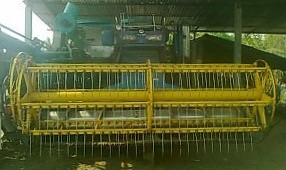 ขายด่วน รถเกี่ยวข้าวไทยเจริญการช่าง รถสภาพดีสุดๆครับพร้อมใช้งานได้เลย เครื่องยนต์ 220 HP JO8C-J1 อุ้ม 2.5 ตัน ปั๊มไดกิ้นเบอร์ 22 ช่วงล่างตัวเดิน 200 แน่นดีพร้อมใช้งานได้เลยครับ ราคาต่อรองได้ครับ