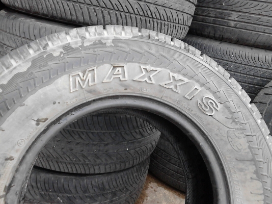 225/75R15 MAXXIS BRAVO A/T  ตัวหนังสือขาว  มี 2 เส้น  TEL.081-427-3941