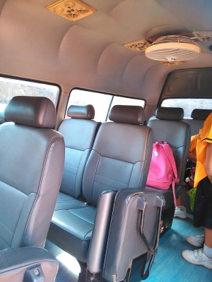 ขายรถตู้ toyota 3.0 c.c ปี 2002