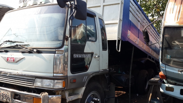 ขาย10ล้อฮีโน่ สิงไฮเทค FM3H ดั๊ม2เพลา วางเครื่องเทอร์โบ อินเตอคูลเลอร์ 230 แรงม้า เกียร์ฟูลเลอร์ โลฮาย แรงสะใจ กระจกไฟฟ้า  พวงมาลัยพาวเวอร์ เบรคจิฟฟี่ แอร์เย็นฉ่ำ มีระบบลากรูป สภาพดีมาก พร้อมใช้สุดๆ