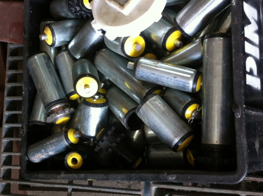 ชุดลูกกลิ่งลำเลียงชิ้นงาน ทำเป็นสายพานลำเลียงได้ มีความยาว 3 ขนาด