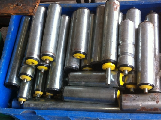 ชุดลูกกลิ่งลำเลียงชิ้นงาน ทำเป็นสายพานลำเลียงได้ มีความยาว 3 ขนาด