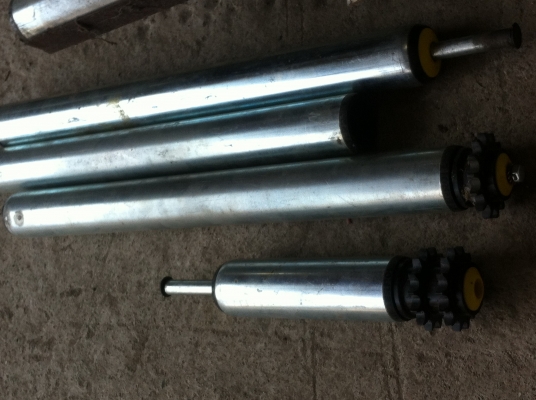 ชุดลูกกลิ่งลำเลียงชิ้นงาน ทำเป็นสายพานลำเลียงได้ มีความยาว 3 ขนาด