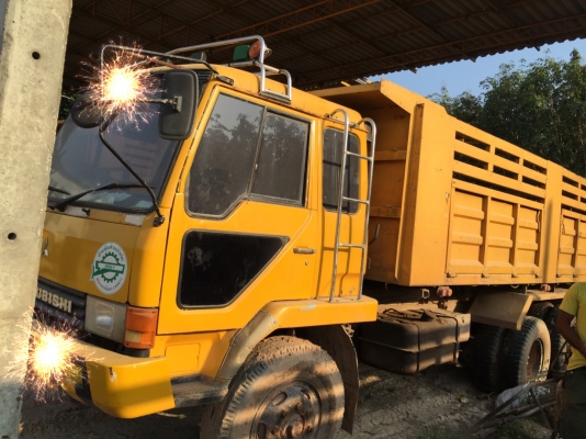 มี3คัน...10ล้อดั้มฟูโซ่FN527m...TDมี1คัน. Maมี2คัน....ขายยก....