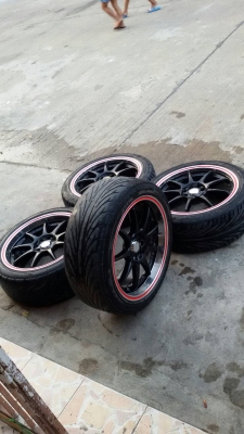 17 หน้าตื้น หลังลึก พร้อมยาง สภาพดีใส่ได้เลย 4*100/114 มีบริการส่งทั่วไทย