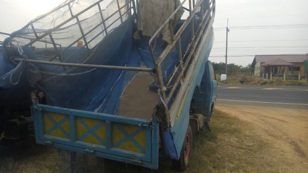ขาย ISUZU TL  4 ล้อกลาง ดั๊มเกษตร เครื่อง 85 แรง