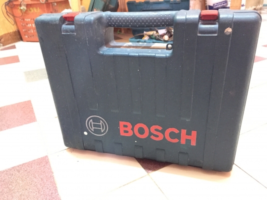 ขายสว่านโรตารี่3ระบบรุ่นใหญ่ถอดหัวยี่ห้อBOSCHรุ่นGBH2-26DFRพร้อมใช้งานครับ