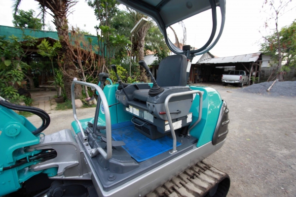 ขายรถแม็กโคร KOBLECO SK035-2 ไม่เคยผ่านการใช้งานในไทย ติดต่อ 086-775-7900,086-324-1992 ขายรถแม็กโคร KOBLECO SK035-2 ไม่เคยผ่านการใช้งานในไทย ติดต่อ 086-775-7900,086-324-1992