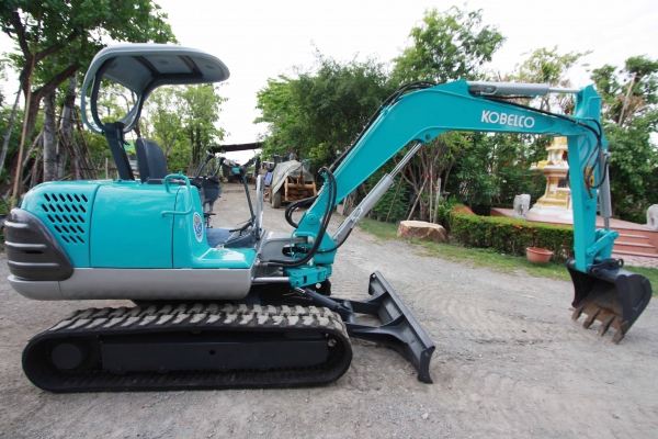 ขายรถแม็กโคร KOBLECO SK035-2 ไม่เคยผ่านการใช้งานในไทย ติดต่อ 086-775-7900,086-324-1992 ขายรถแม็กโคร KOBLECO SK035-2 ไม่เคยผ่านการใช้งานในไทย ติดต่อ 086-775-7900,086-324-1992