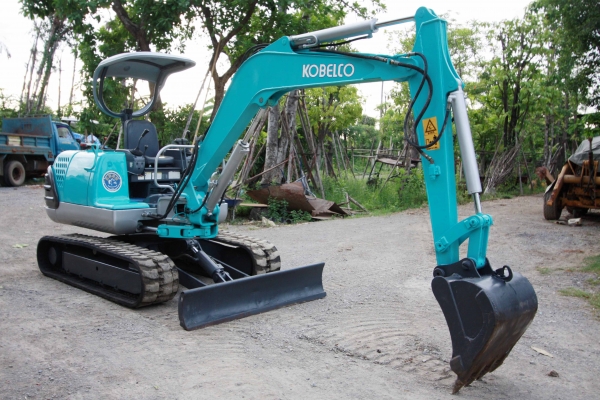 ขายรถแม็กโคร KOBLECO SK035-2 ไม่เคยผ่านการใช้งานในไทย ติดต่อ 086-775-7900,086-324-1992 ขายรถแม็กโคร KOBLECO SK035-2 ไม่เคยผ่านการใช้งานในไทย ติดต่อ 086-775-7900,086-324-1992