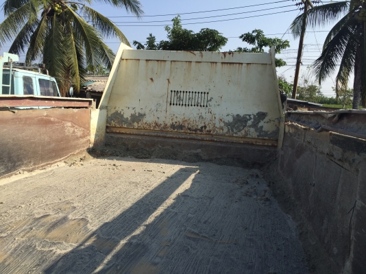 (รถมี2คันให้เลือก)6ล้อดั้ม240แรง FTR34J9T ปี2553...กระบะดั้มอย่างเดียวที่ไม่สวย ฝาข้างต้องเปลี่ยน รถห้างแท้ มือเดียวป้ายแดง...