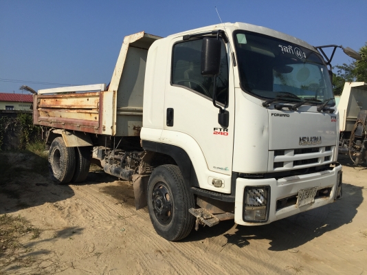 (รถมี2คันให้เลือก)6ล้อดั้ม240แรง FTR34J9T ปี2553...กระบะดั้มอย่างเดียวที่ไม่สวย ฝาข้างต้องเปลี่ยน รถห้างแท้ มือเดียวป้ายแดง...