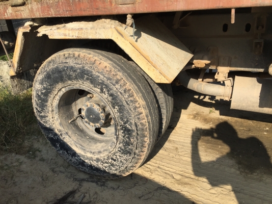 (รถมี2คันให้เลือก)6ล้อดั้ม240แรง FTR34J9T ปี2553...กระบะดั้มอย่างเดียวที่ไม่สวย ฝาข้างต้องเปลี่ยน รถห้างแท้ มือเดียวป้ายแดง...