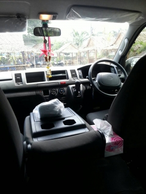 รถตู้toyota 7ที่รถ ปี2556 ติดNGV