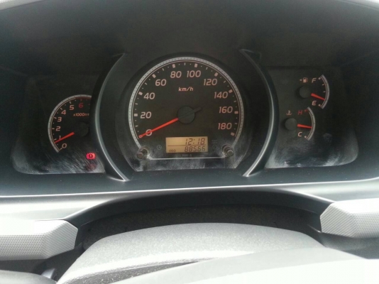 รถตู้toyota 7ที่รถ ปี2556 ติดNGV